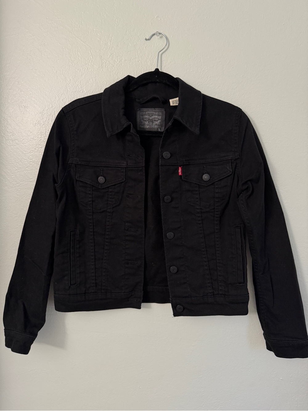 Levi's Black Women's Denim Trucker Jacket